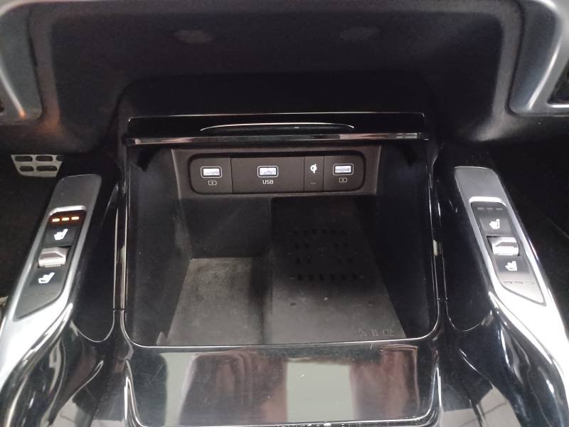Kia Sorento - Photo 32