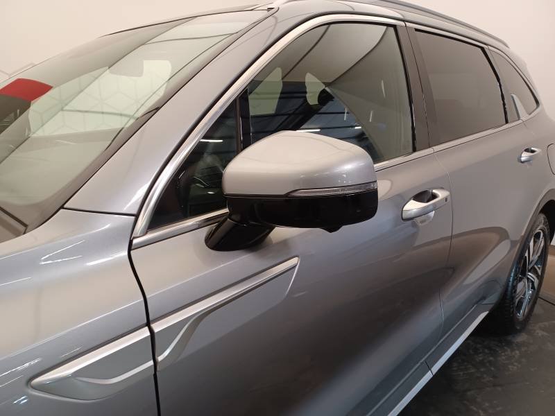 Kia Sorento - Photo 36