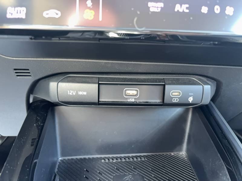 Kia Niro - Photo 24
