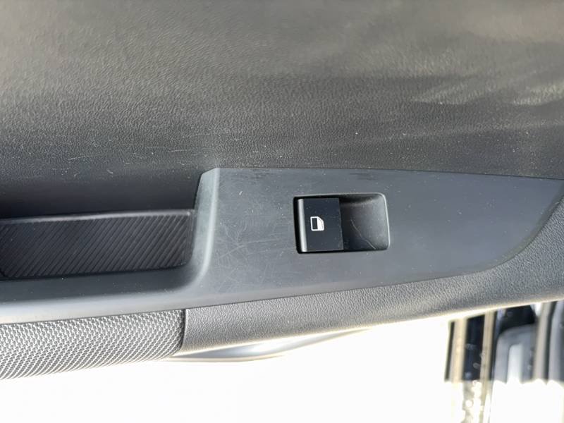 Kia Niro - Photo 32