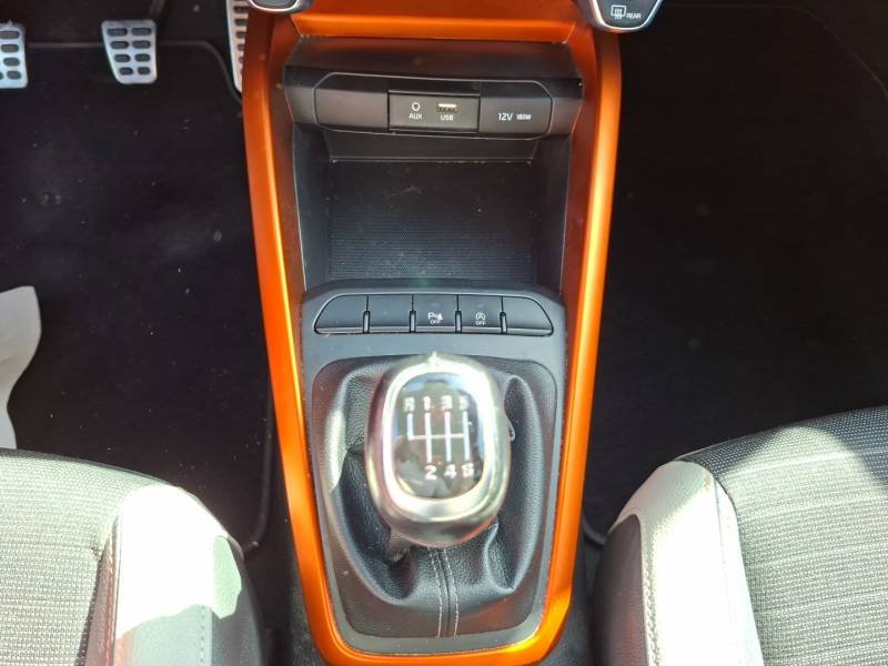 Kia Stonic - Photo 21