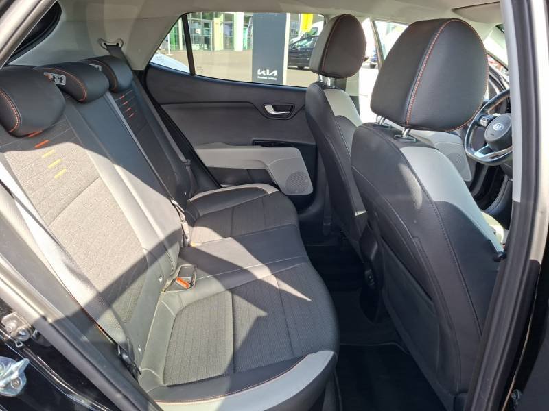 Kia Stonic - Photo 25