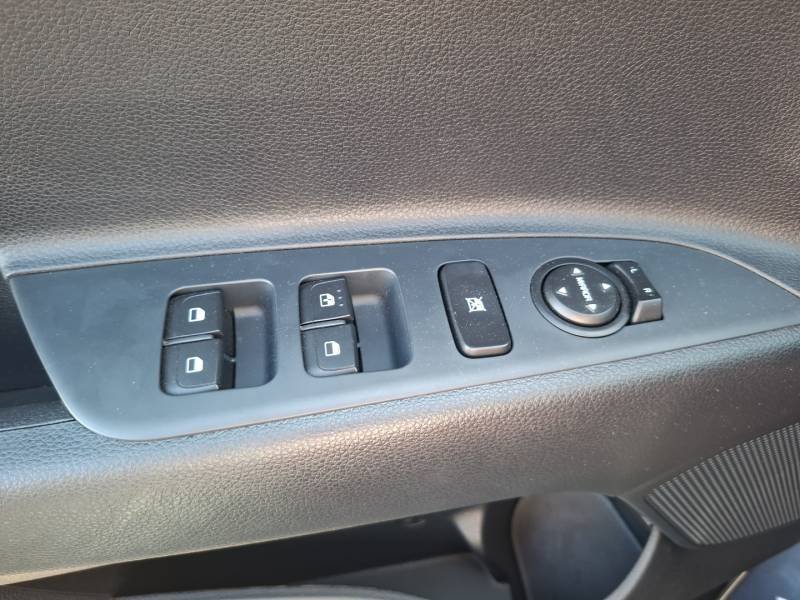 Kia Stonic - Photo 20