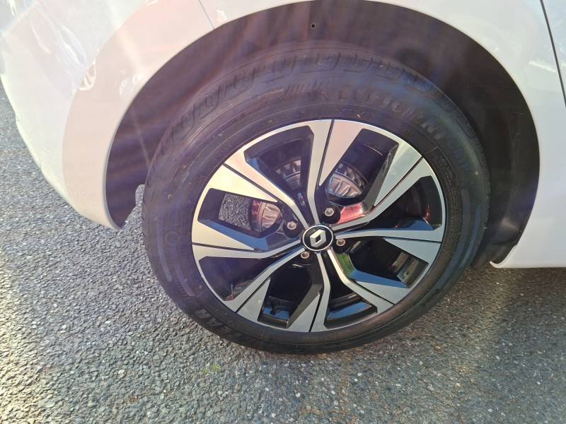 Renault Clio - Photo 16