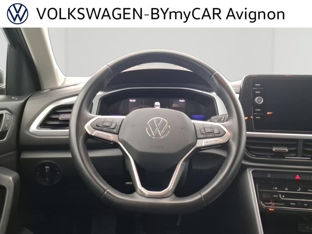 Volkswagen T-Roc - Photo 11