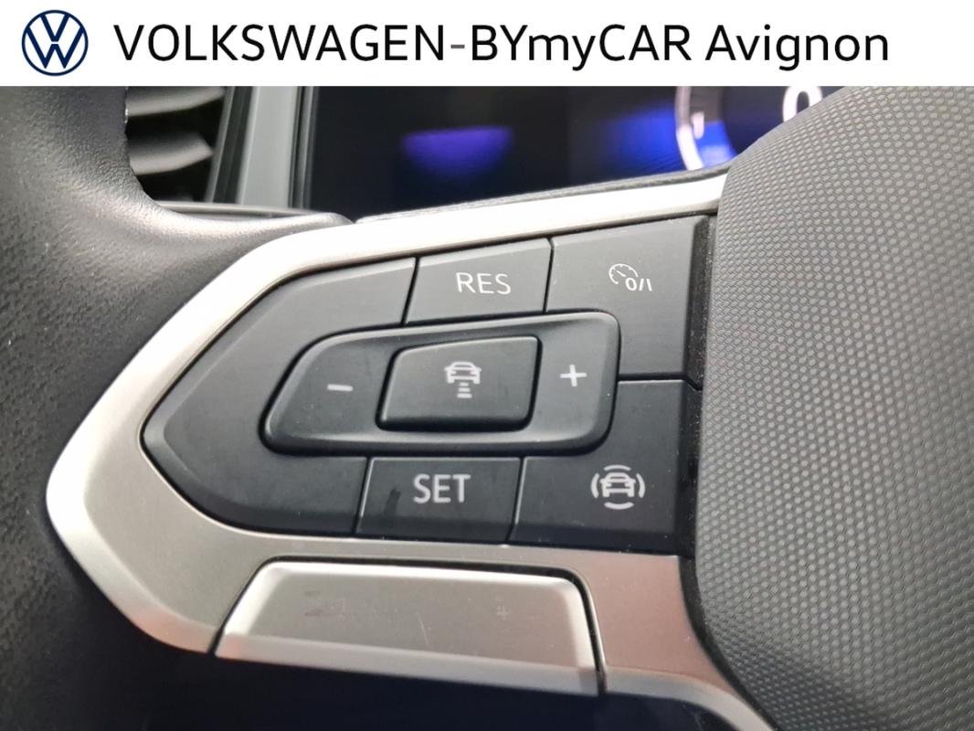 Volkswagen T-Roc - Photo 32