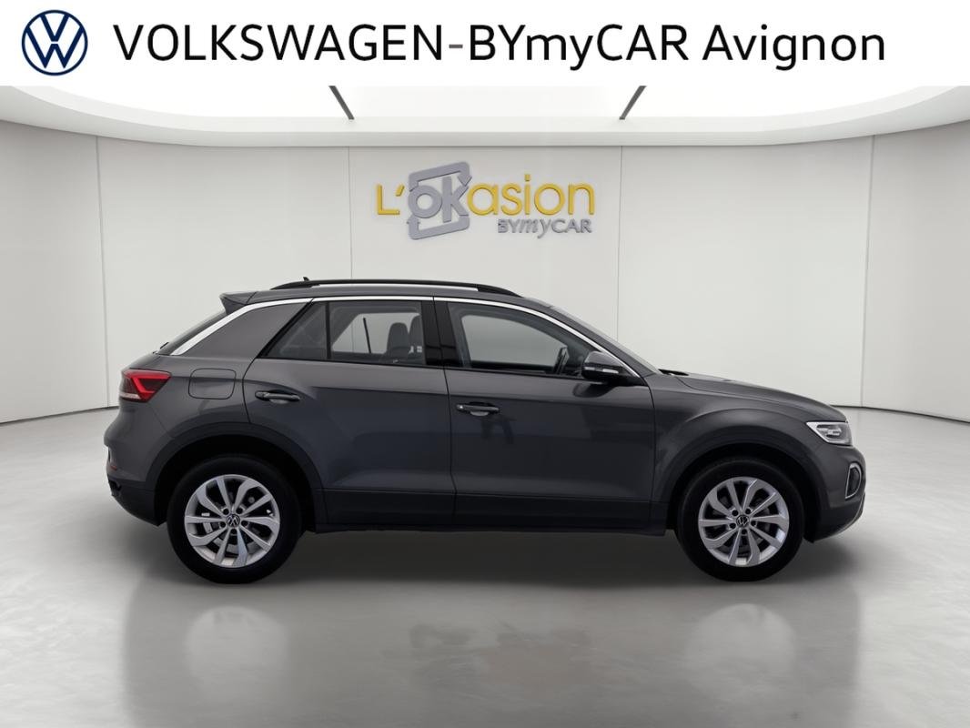 Volkswagen T-Roc - Photo 6