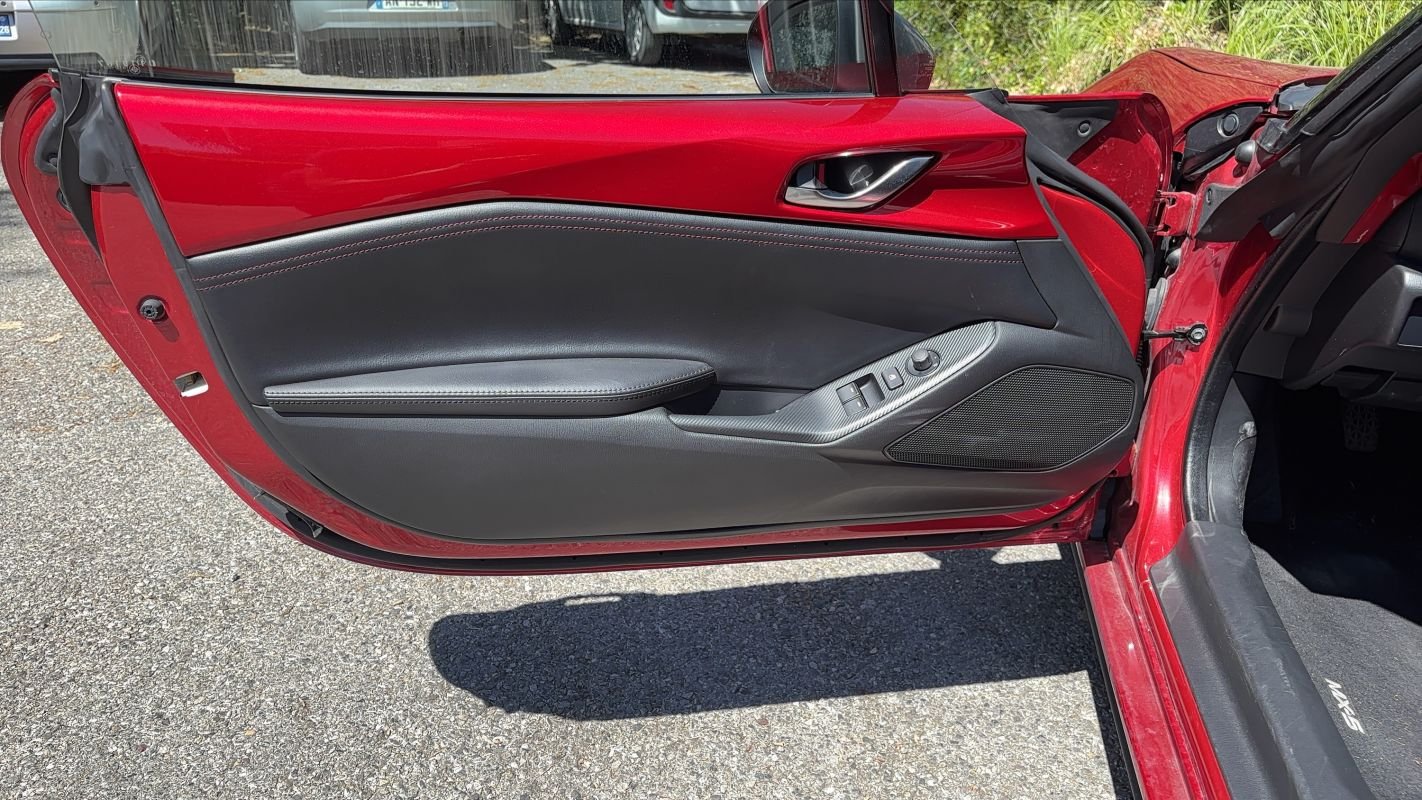 Mazda MX-5 - Photo 7
