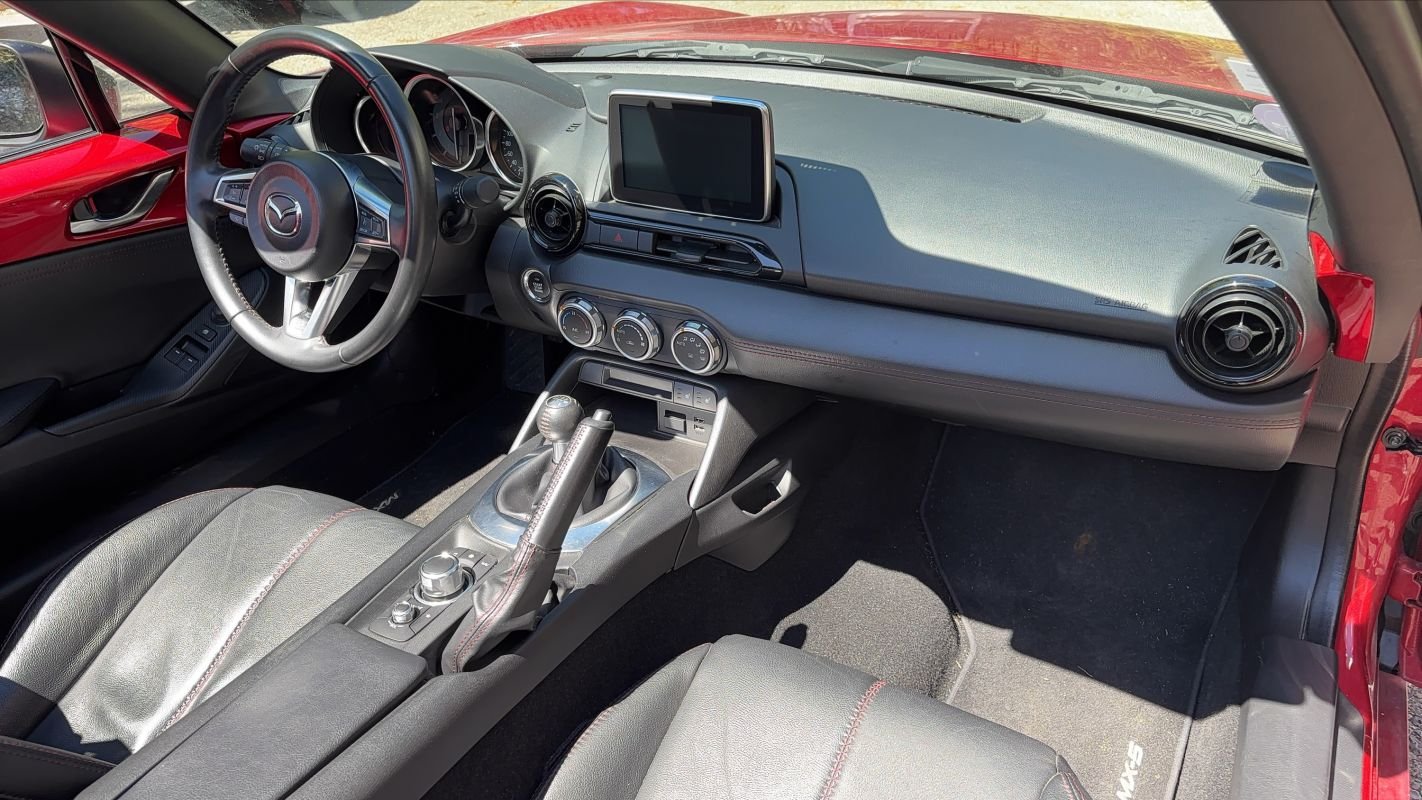 Mazda MX-5 - Photo 10