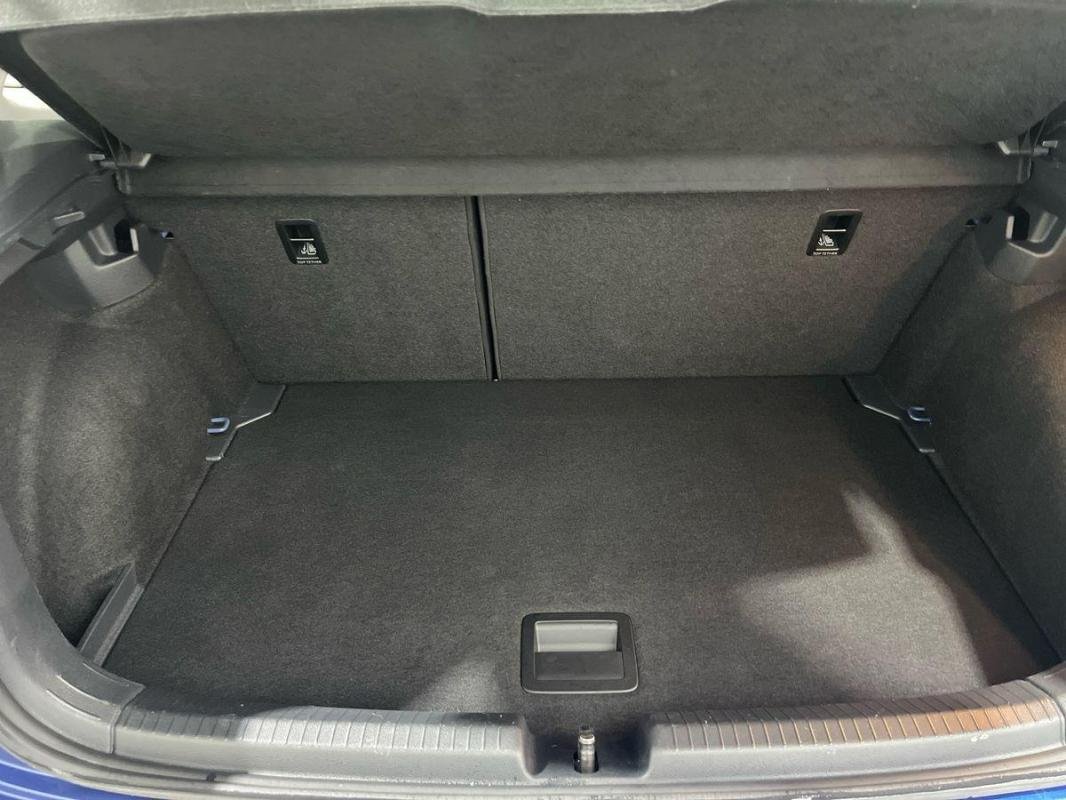 Volkswagen Polo - Photo 31