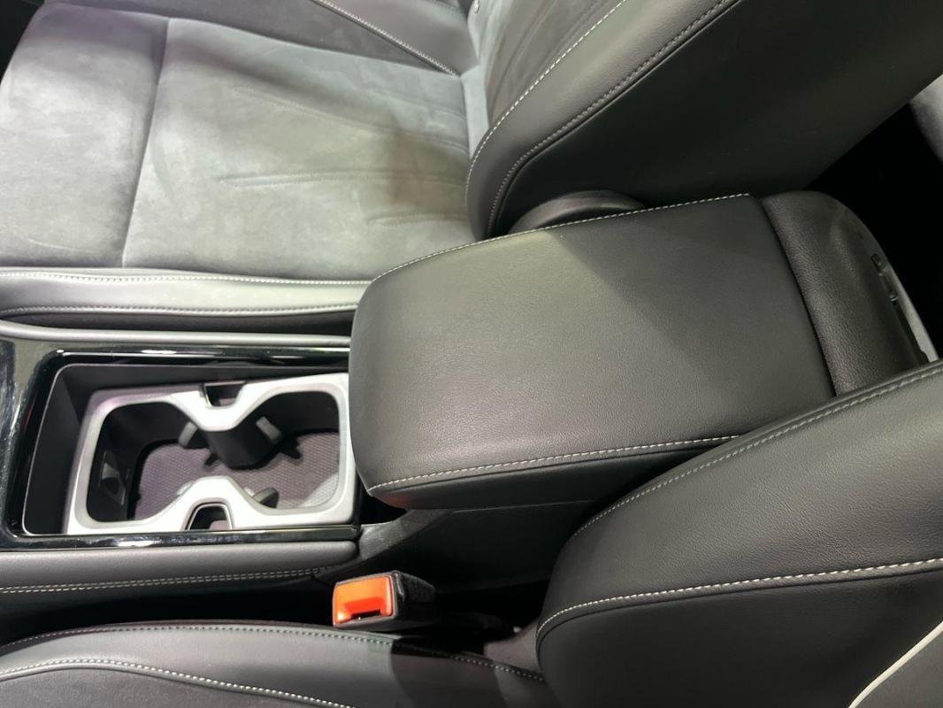 Volkswagen Tiguan - Photo 12
