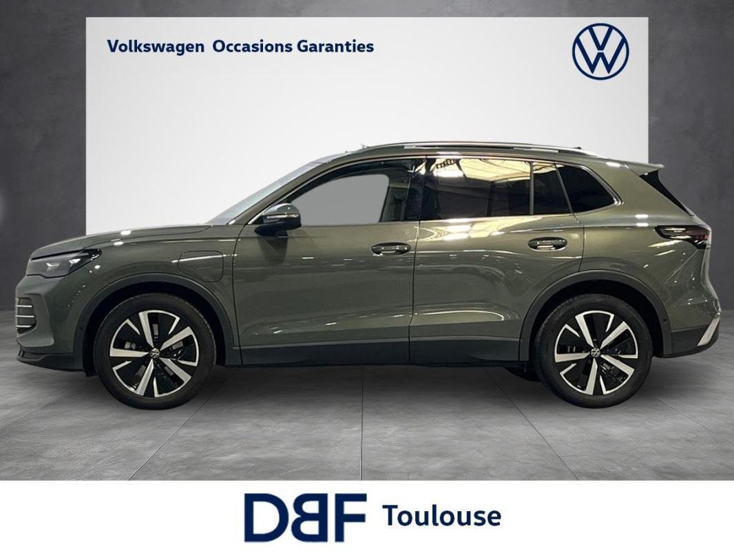 Volkswagen Tiguan - Photo 2