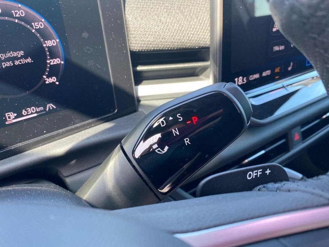 Volkswagen T-Roc - Photo 11