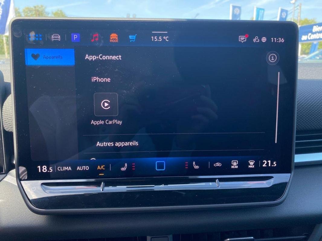 Volkswagen T-Roc - Photo 17