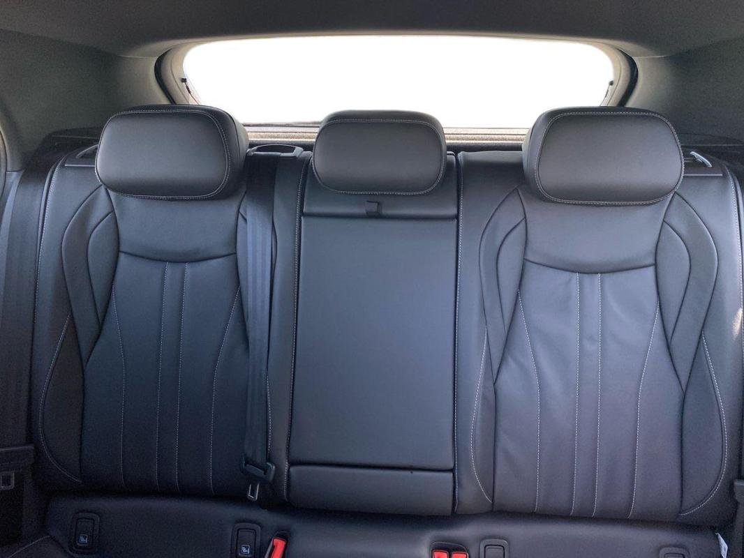 Volkswagen T-Roc - Photo 22