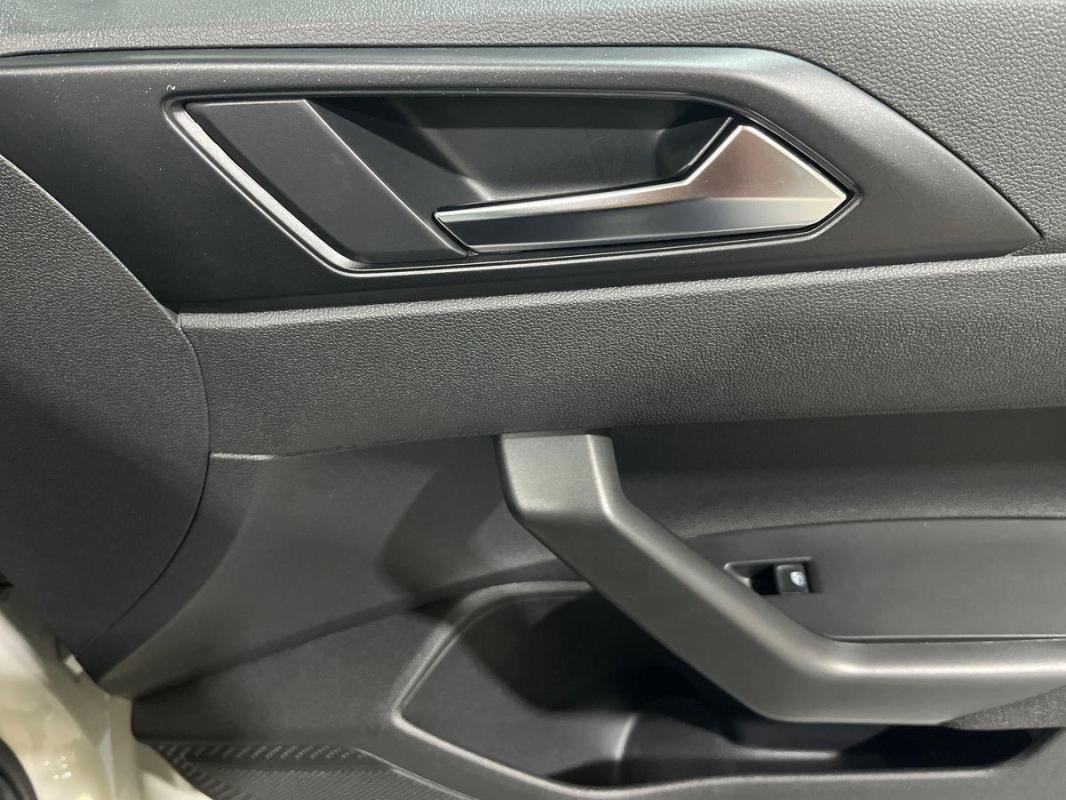 Volkswagen Polo - Photo 15