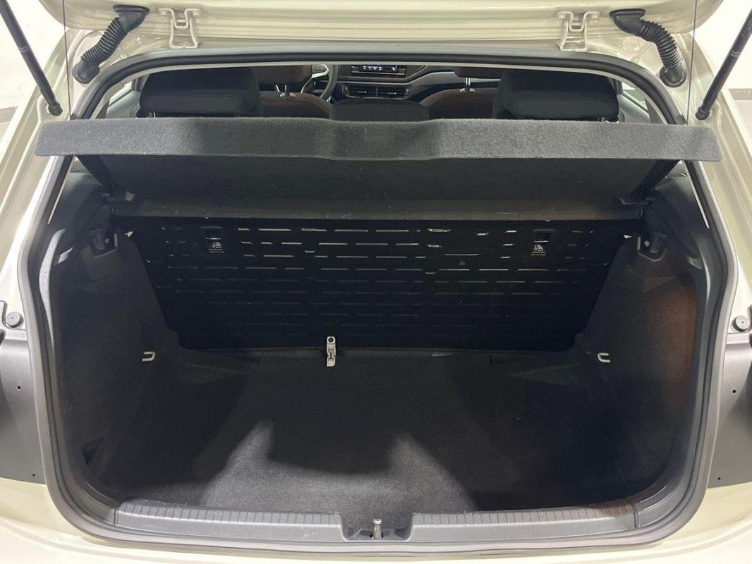 Volkswagen Polo - Photo 31