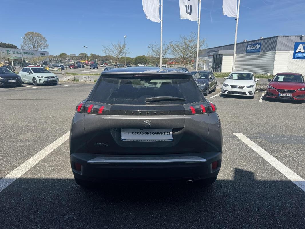 Peugeot 2008 - Photo 4