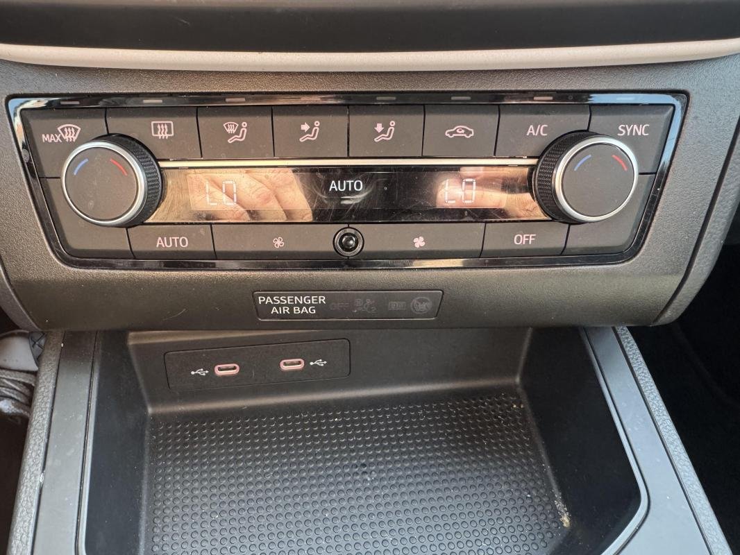 Seat Ibiza - Photo 15