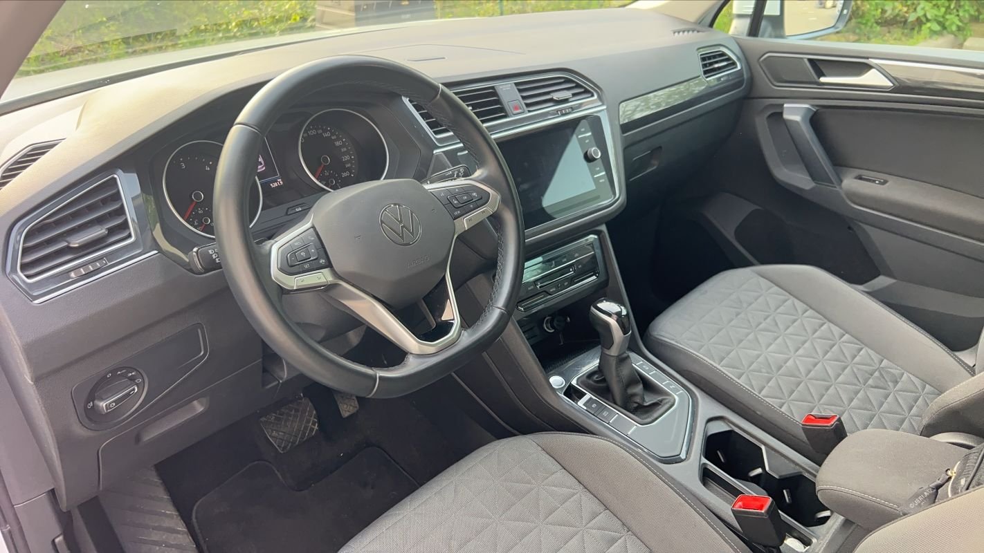 Volkswagen Tiguan - Photo 8