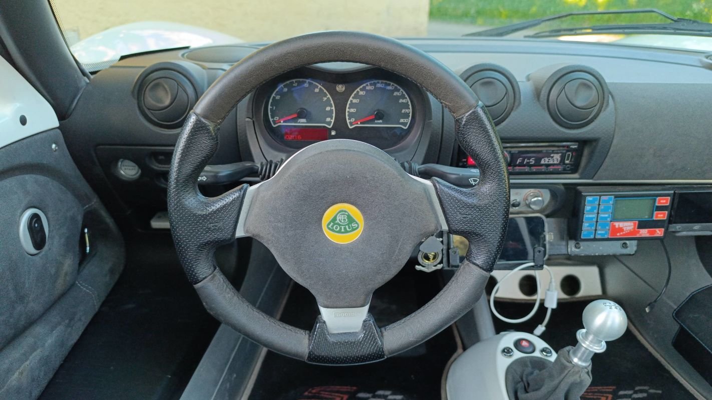 Lotus Elise - Photo 23