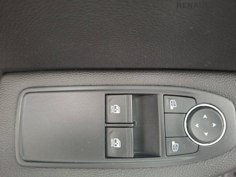 Renault Clio - Photo 35