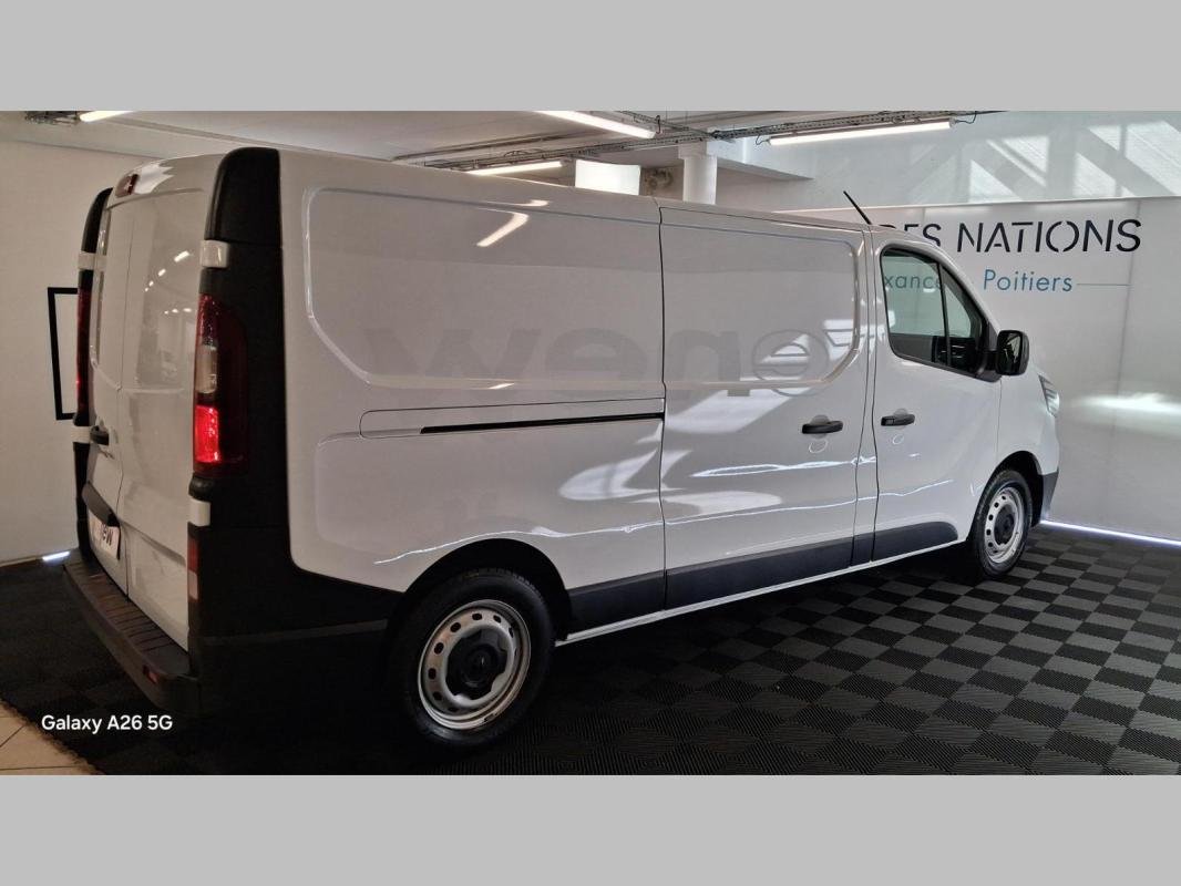 Renault Trafic - Photo 17