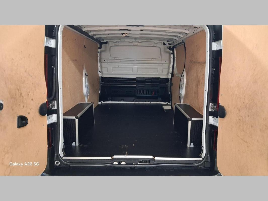 Renault Trafic - Photo 18