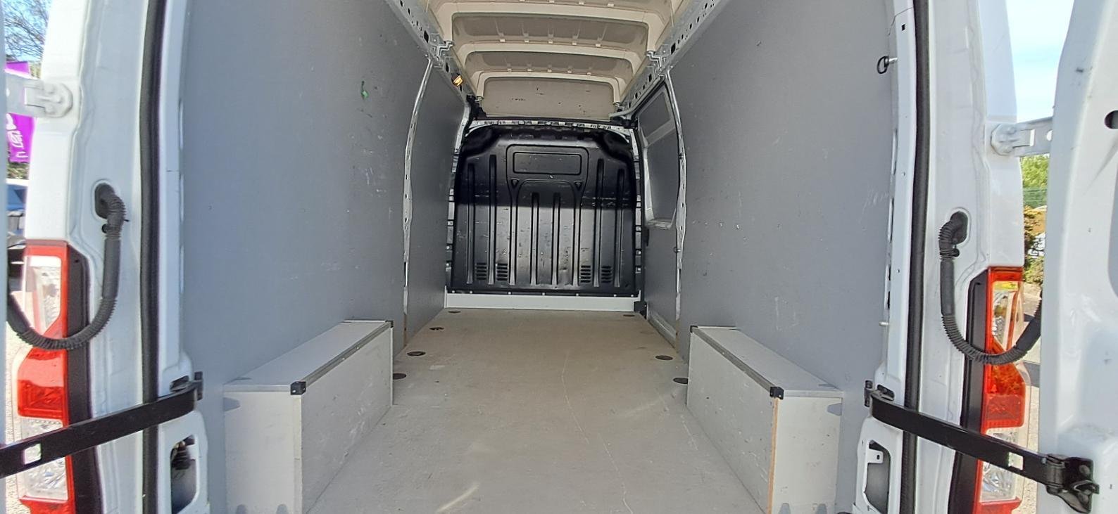 Renault Master - Photo 12