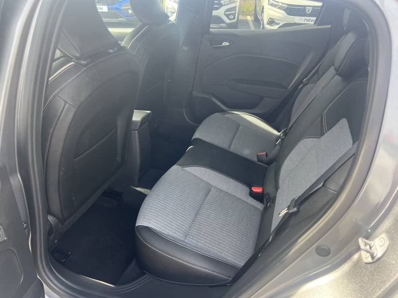 Renault Clio - Photo 25