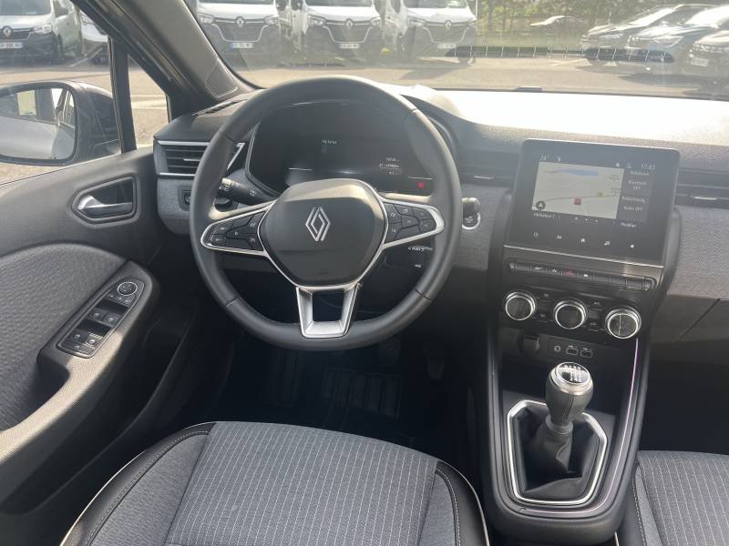 Renault Clio - Photo 28