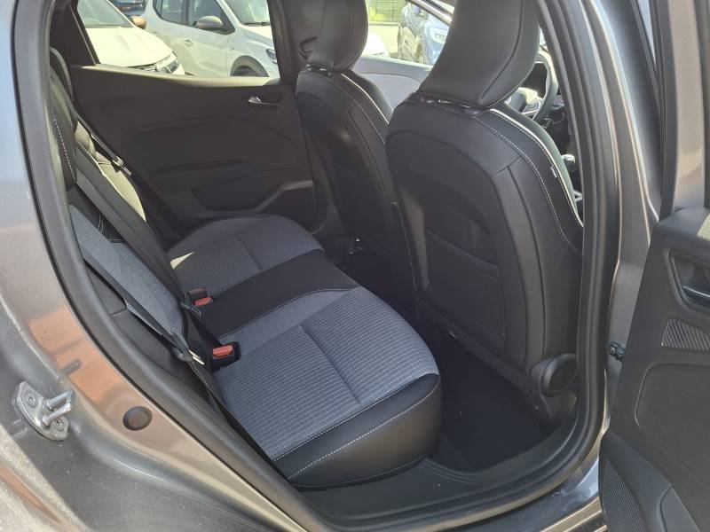Renault Clio - Photo 20