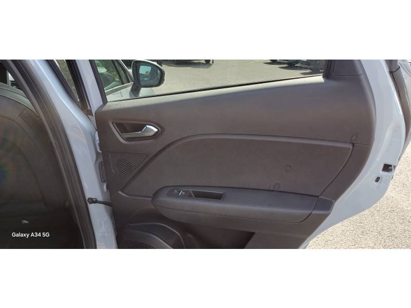 Renault Captur - Photo 21