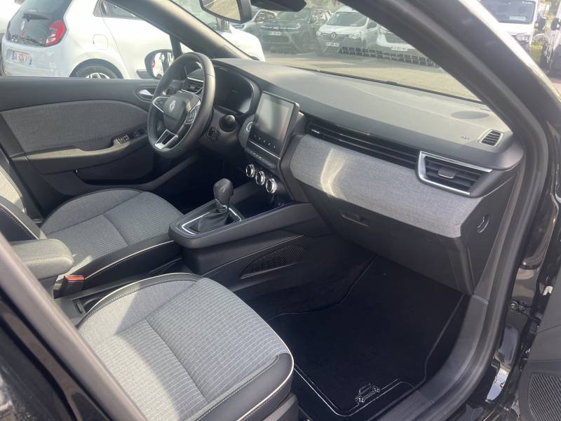 Renault Clio - Photo 16