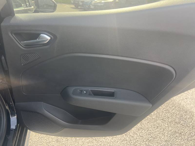 Renault Clio - Photo 19