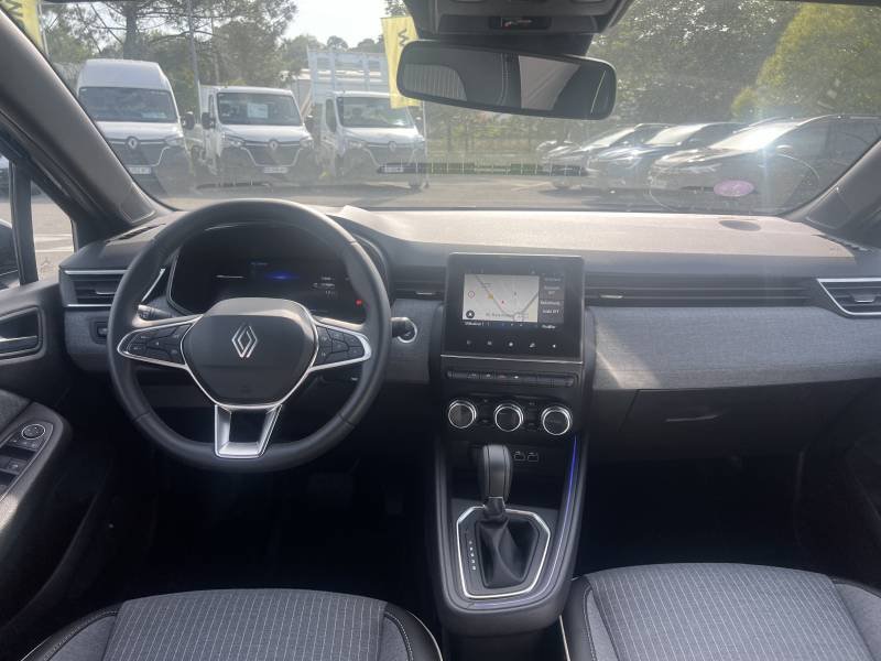 Renault Clio - Photo 24