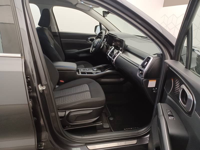 Kia Sorento - Photo 14