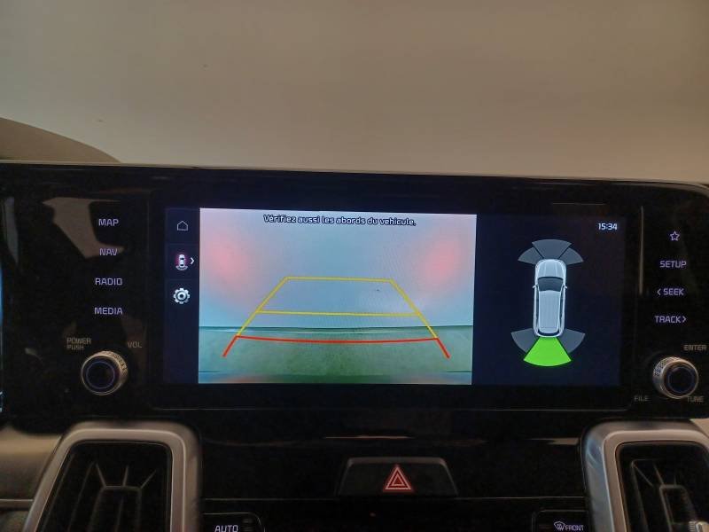 Kia Sorento - Photo 22