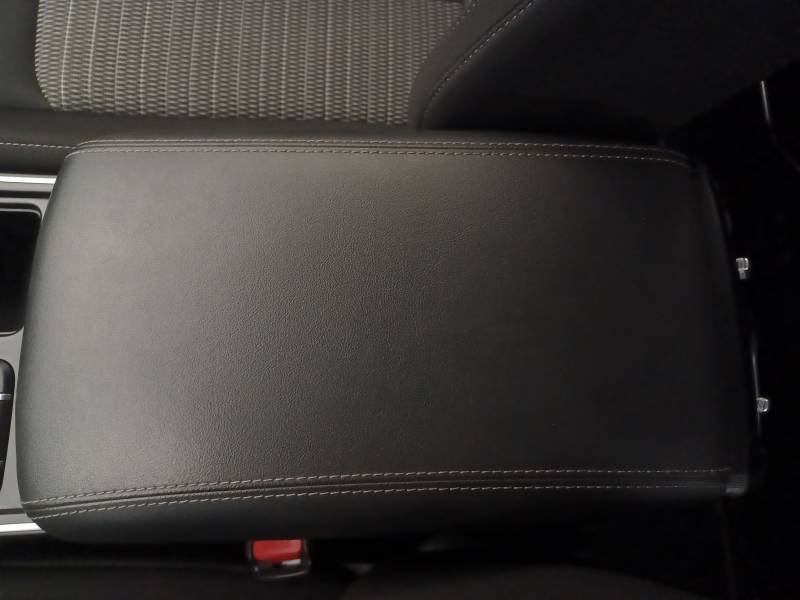 Kia Sorento - Photo 27