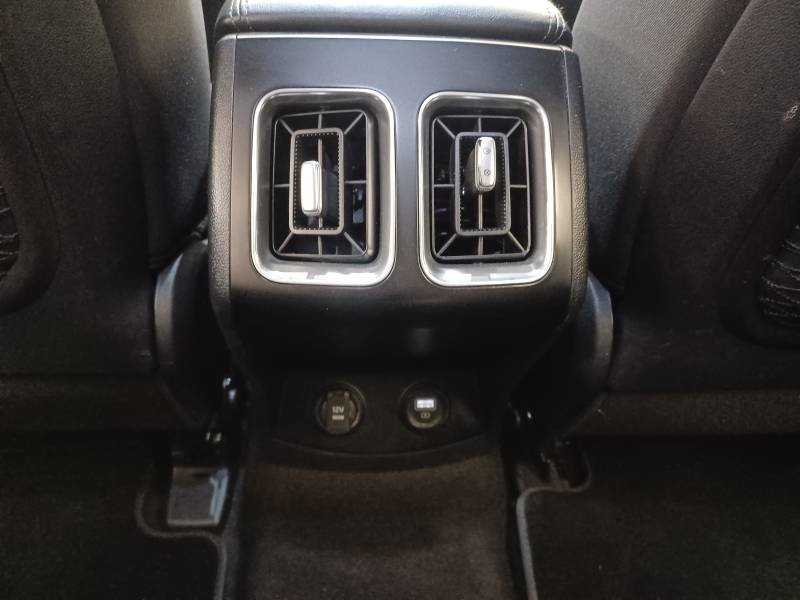 Kia Sorento - Photo 35