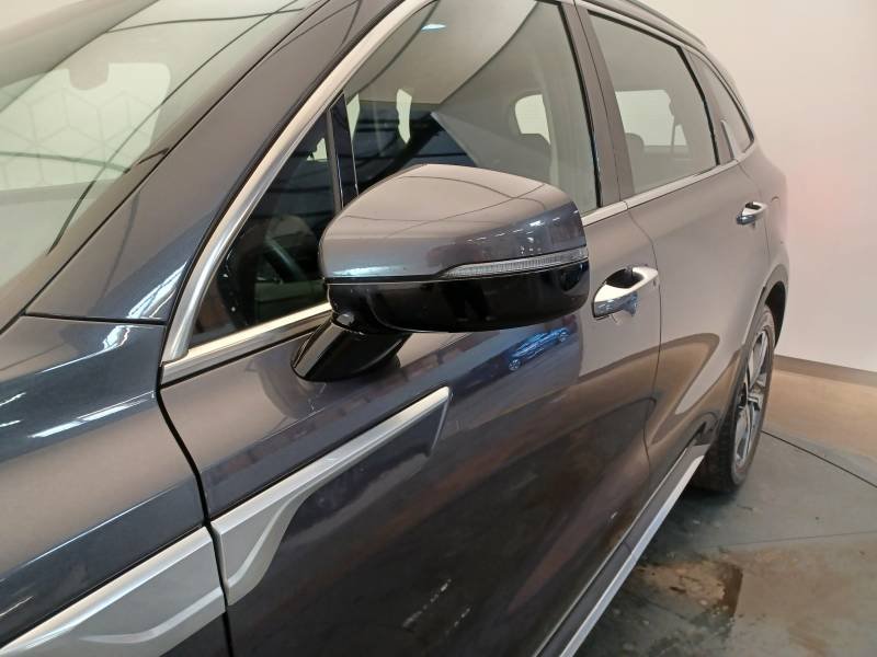Kia Sorento - Photo 37