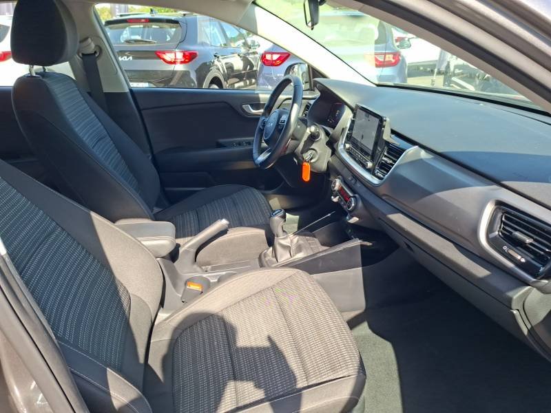 Kia Stonic - Photo 12