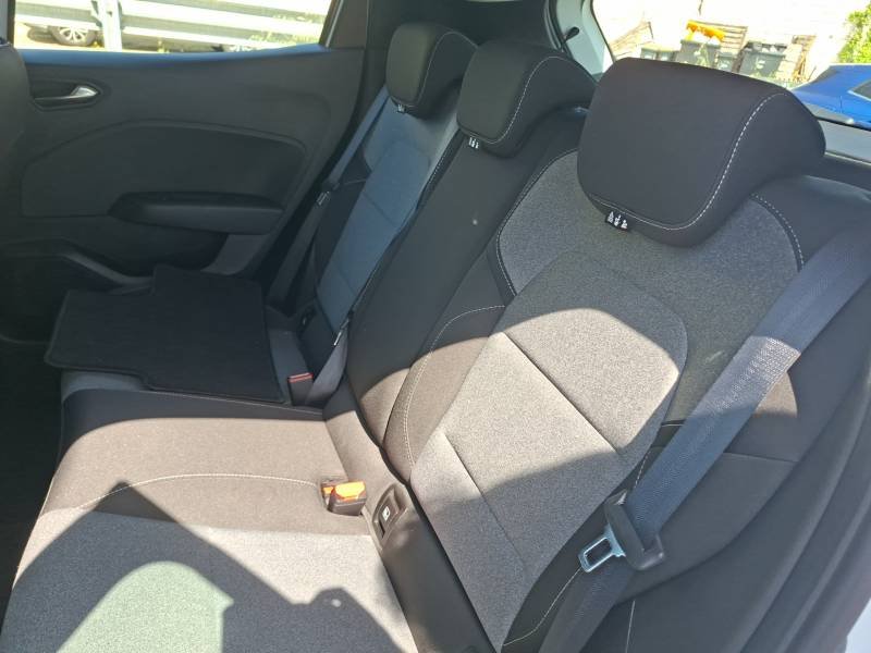 Renault Clio - Photo 14