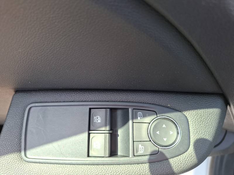 Renault Clio - Photo 25