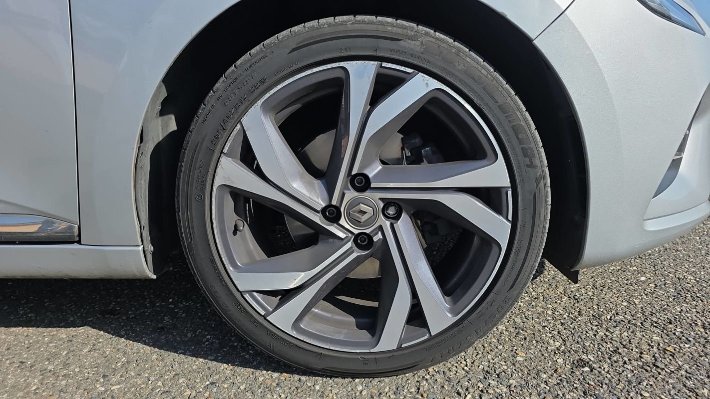 Renault Clio - Photo 17