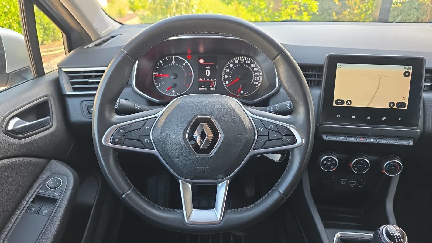 Renault Clio - Photo 24