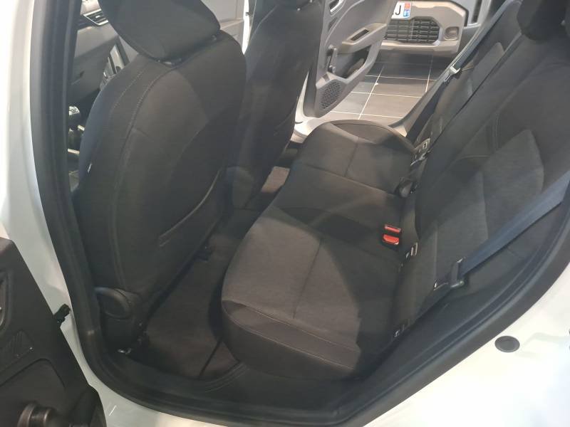 Renault Clio - Photo 18