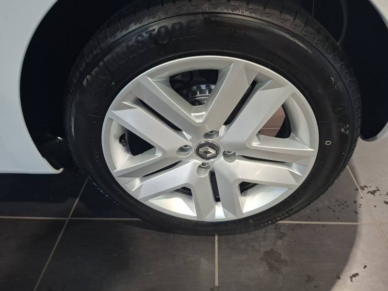 Renault Clio - Photo 22