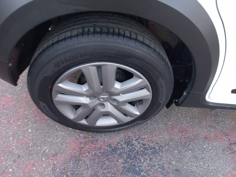 Dacia Sandero - Photo 24