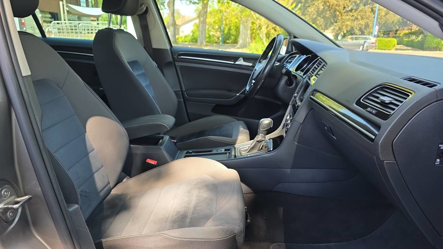 Volkswagen Golf - Photo 26